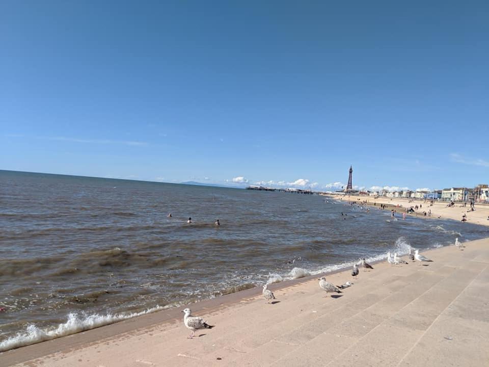 Hotel Waters Edge à Blackpool Extérieur photo